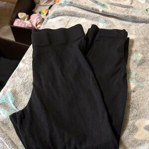 Old Navy Black Capris